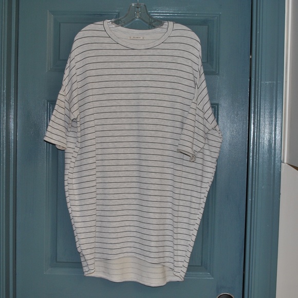Pull & Bear Oversized Sweater Dress - Picture 3 of 4